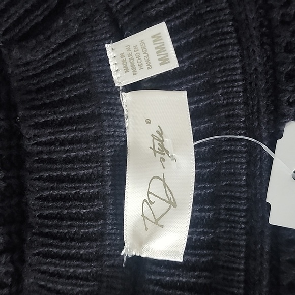 RD Style Sweater by Stitch Fix - Picture 2 of 4